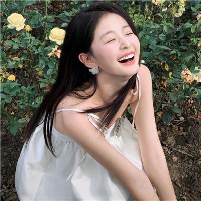 有色彩的女子
